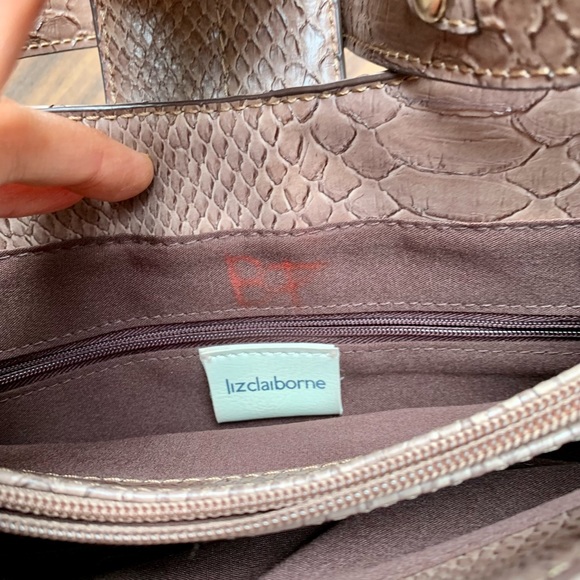 Liz Claiborne purse - Picture 4 of 8